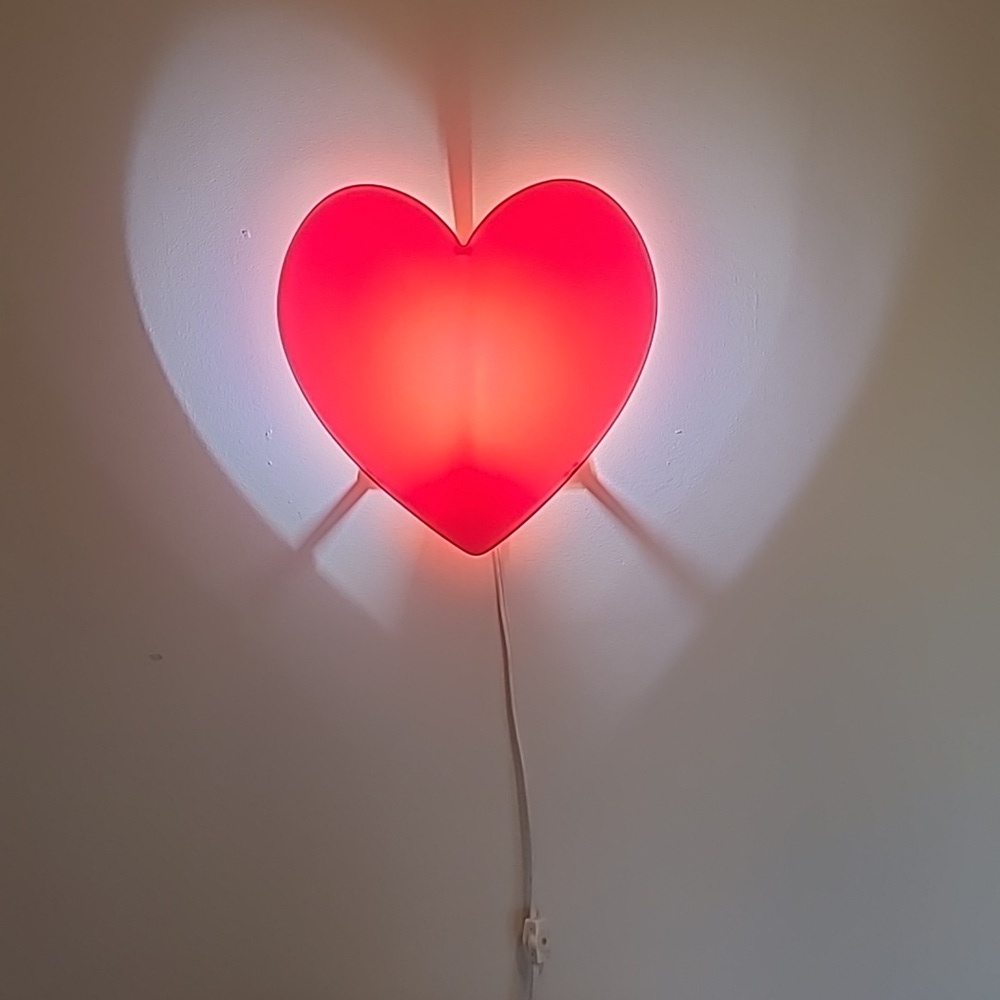 IKEA Smila Hjärta wall lamp. Soft mood light. Red heart - vintage 2000s design